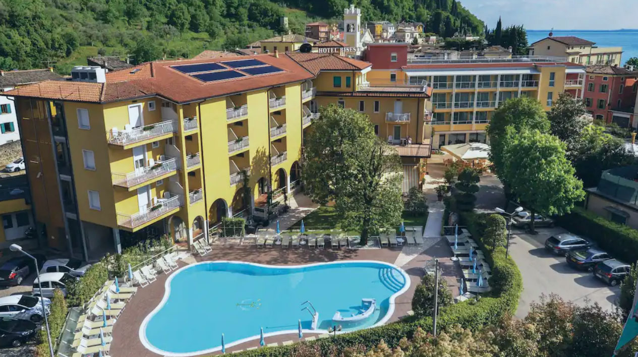 Hotel Bisesti