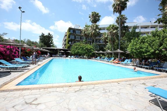 Coiral Beach Hotel